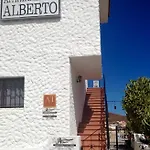 Alberto *